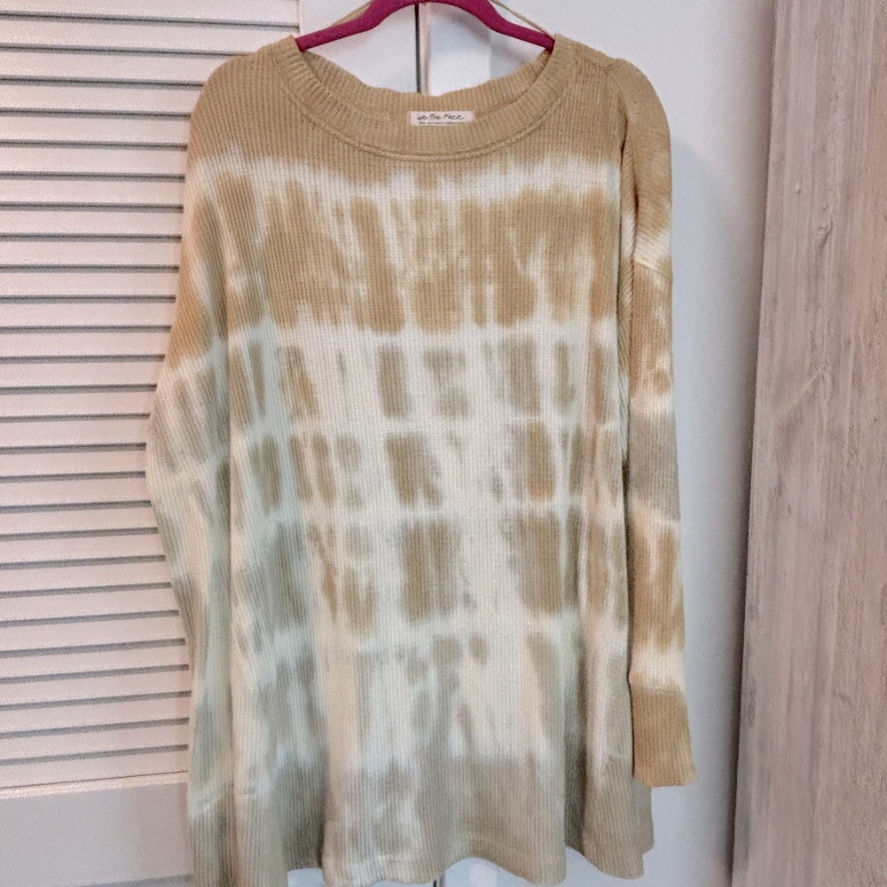 Tye dye free people sweatshirt. ….runs big